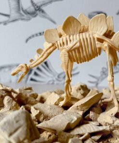 Dinozaurų skeleto archeologiniai kasinėjimai – dinozauras