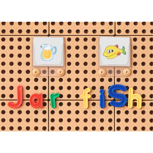 Masterkidz abėcėlės raidžių rinkinys – didžiosios ir mažosios raidės STEM sienos panelėms