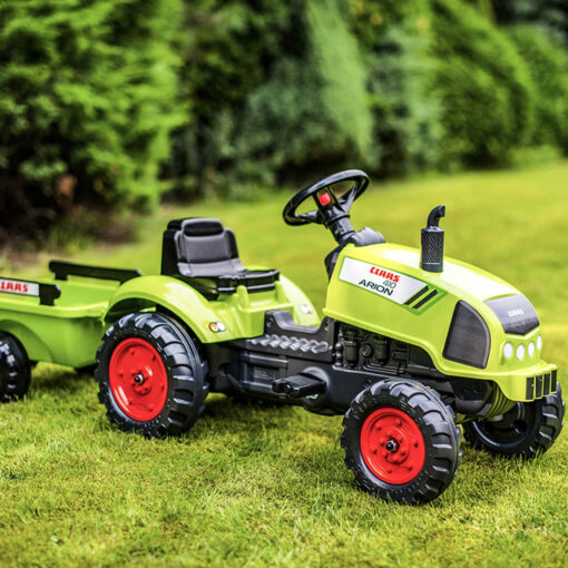 Falk Claas Arion 410 pedalinis traktorius iš 75% perdirbto plastiko su priekaba