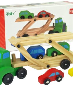 Medinis žalias sunkvežimis su automobiliukais ir blokeliais