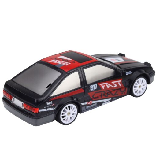 1:24 DRIFT 2.4 GHz nuotoliniu būdu valdomas lenktyninis automobilis