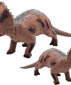 Didelis triceratops dinozauras su garsais