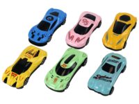 Didelis vilkikas su 6 automobiliais