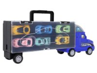 Didelis vilkikas su 6 automobiliais