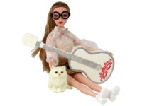 Lėlė emilija su gitara ir kačiuku