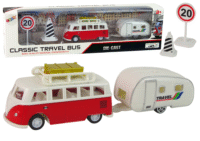 Raudonas autobusas su kemperio priekaba