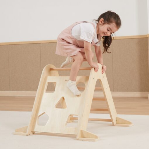 VIGA medinė laiptelių Piklerio kopimo trikampė Montessori