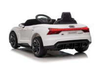 Vaikiškas elektromobilis Audi E‑Tron GT – balta