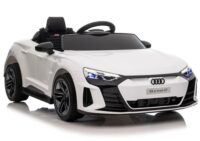 Vaikiškas elektromobilis Audi E‑Tron GT – balta