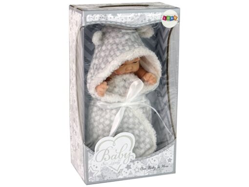 „Cute Baby“ lėlė su pilku kokonėliu ir kaspinu – 24 cm