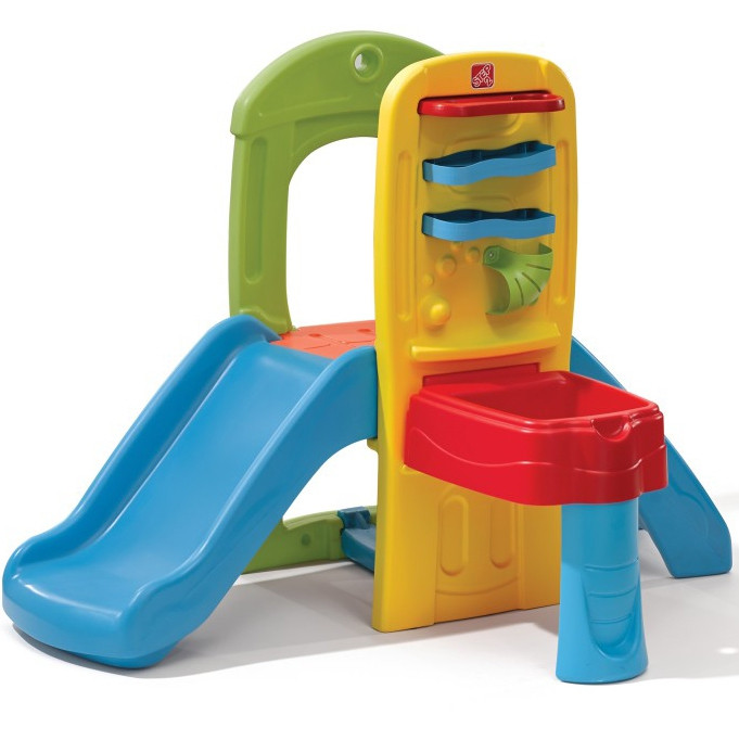 „STEP2“ veiklos centras su čiuožykla ir kamuoliukų labirintu. „STEP2“ veiklos centras su čiuožykla ir kamuoliukų labirintu.