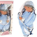 „Sweet Baby“ lėlė 46 cm su mėlynu čiulptuku ir pledu su žvaigždėmis