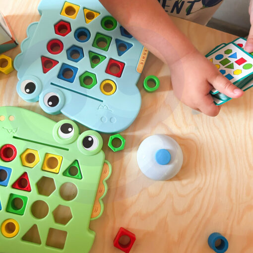 „WOOPIE“ Montessori dinozaurų dėlionė – formų derinimo lavinamasis žaidimas