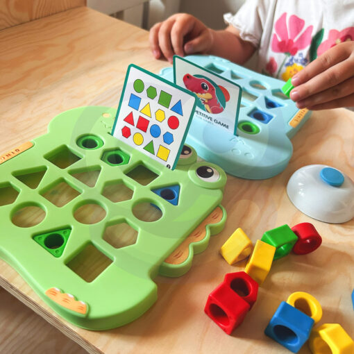 „WOOPIE“ Montessori dinozaurų dėlionė – formų derinimo lavinamasis žaidimas
