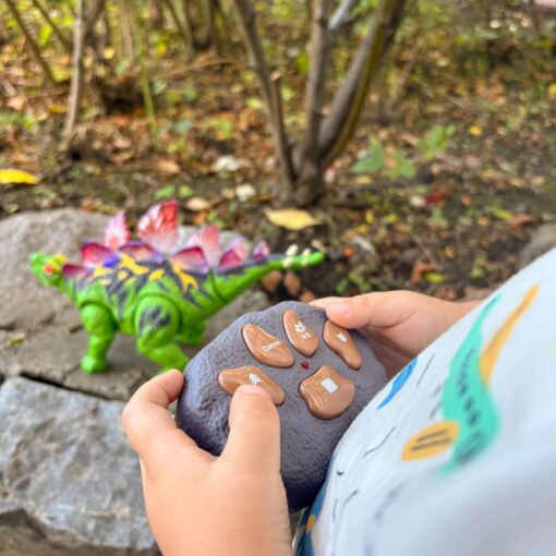 „WOOPIE“ nuotoliniu būdu valdomas RC dinozauras – robotas Stegosaurus