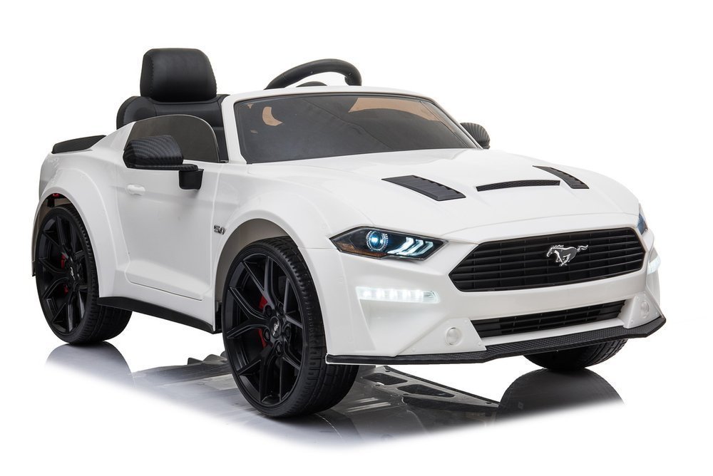 Ford Mustang GT Drift SX2038 – baltas elektromobilis vaikams Ford Mustang GT Drift SX2038 – baltas elektromobilis vaikams