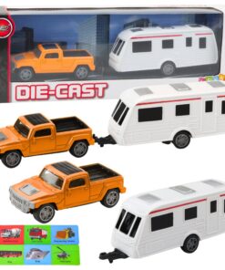 Oranžinis die‑cast visureigis su kemperiu