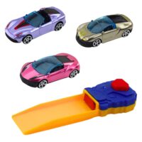 Sunkvežimis su garažu ir 3 automobiliais