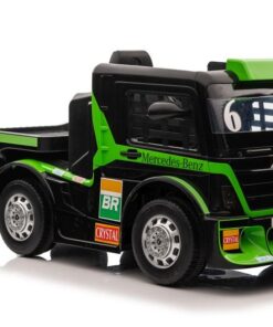 Žalias Mercedes XMX622B su puspriekabe