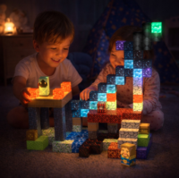 Šviečiančios magnetinės kaladėlės „Pixel“ – 166 dalių konstruktorius su LED elementais. - Image 3