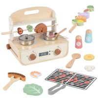 „TOOKY TOY“ medinė virtuvė su griliumi ir priedais.