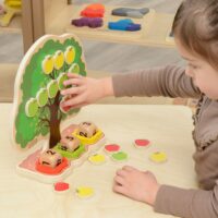 ✔ MASTERKIDZ medinis obelų medis – skaičiavimo mokymasis