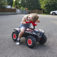 BIG Bobby Quad Racing važiuoklė su tyliais ratais ir pasukamais priekiniais ratukais