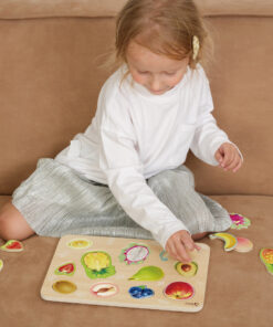 Classic World medinė Montessori vaisių dėlionė