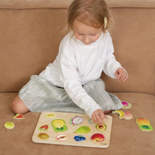 Classic World medinė Montessori vaisių dėlionė