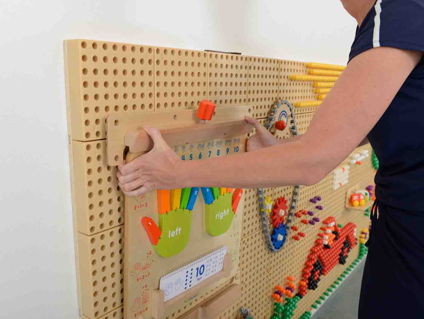 Masterkidz Flex montavimo sistema sieninėms edukacinėms lentoms