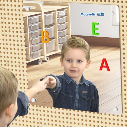 Masterkidz didelis magnetinis sensorinis veidrodis 60×60 cm