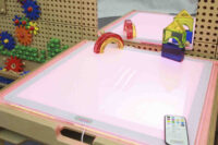 Masterkidz kvadratinis LED šviesos panelis su geometrinėmis figūromis
