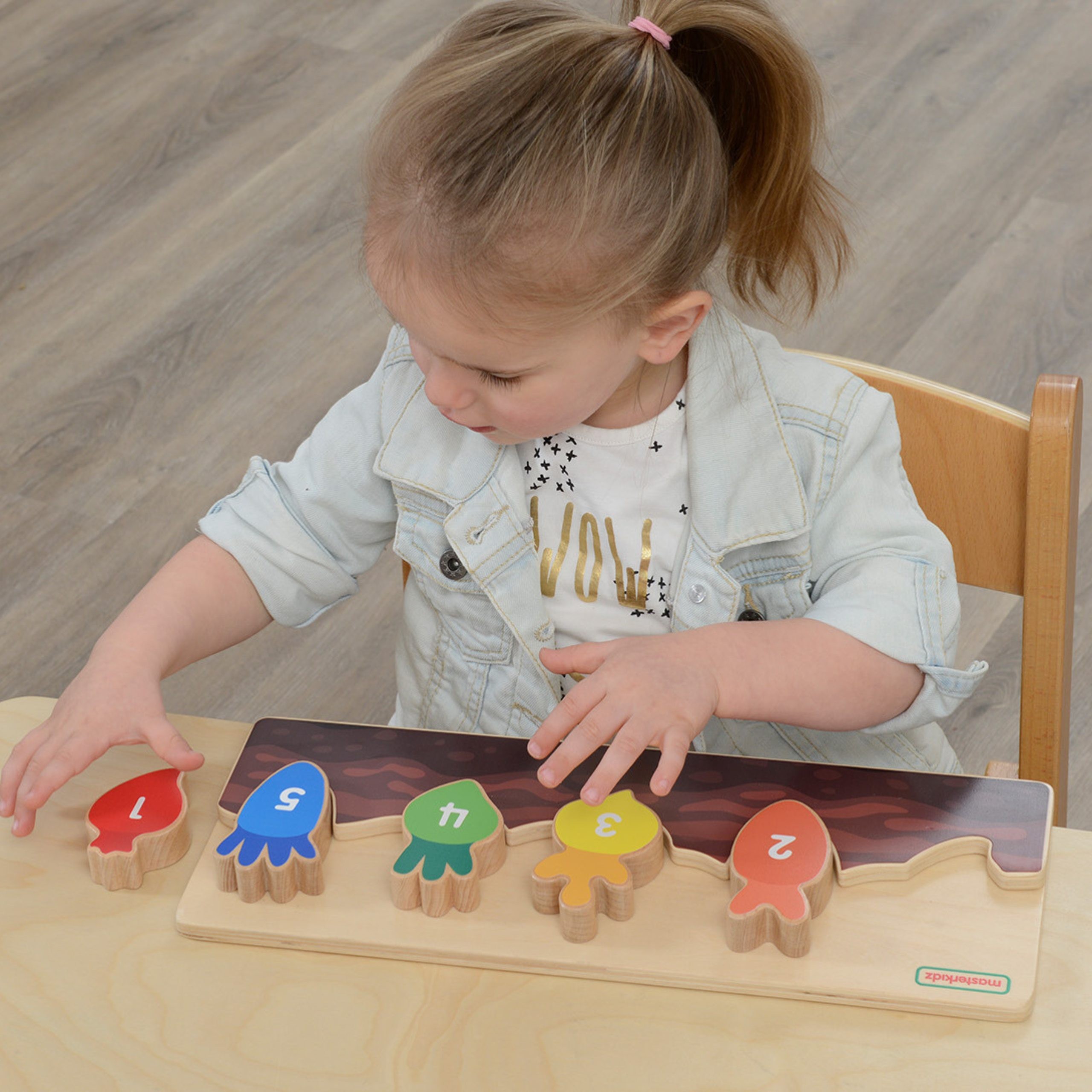 Masterkidz medinė daržovių rūšiavimo lenta (mokymasis skaičiuoti 1–5)