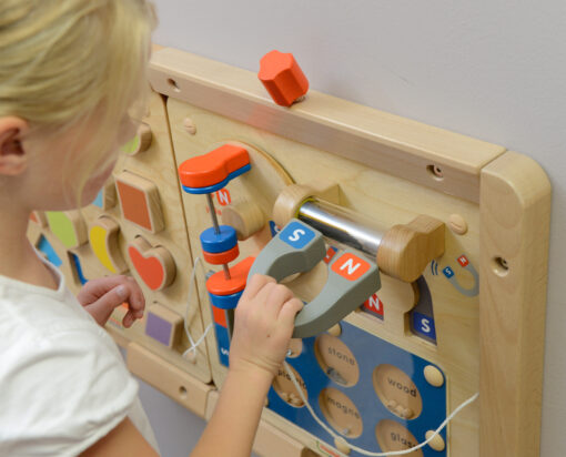 Masterkidz medinė edukacinė lenta „Magnetizmo eksperimentai“