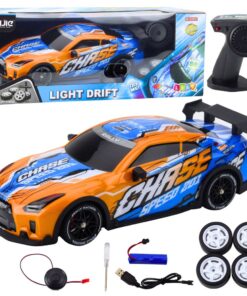 Nuotolinio valdymo sportinis automobilis su drifto funkcija