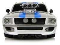 Nuotolinis sportinis automobilis su mėlynomis juostomis