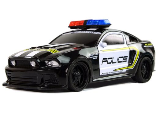 Policijos ir sportinio automobilio gaudynių rinkinys su 2 pultais