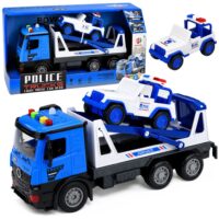 Policijos tralas su patruliniu automobiliu