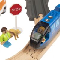 Tooky Toy medinė gaisrinės traukinio trasa su elektrine lokomotyva