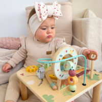 Woopie Green medinis Montessori aktyvumo staliukas 5in1