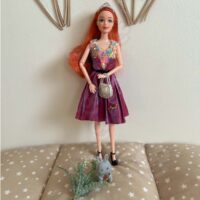 Woopie ROYAL lėlė Emi Fashion Collection – 30 cm elegantiška lėlė su aksesuarais