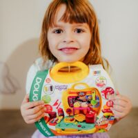 Woopie kūrybinis užkandžių baro rinkinys su ciastolina lagamine (3+)