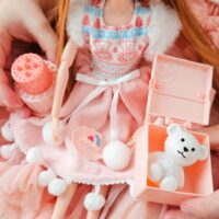 Woopie lėlė Emilka su meškiuku