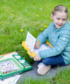 Woopie magnetinė kūrybinė lenta MagPad – su 110 taškelių ir 20 raštų