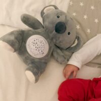 Woopie minkšta koala su projektoriumi