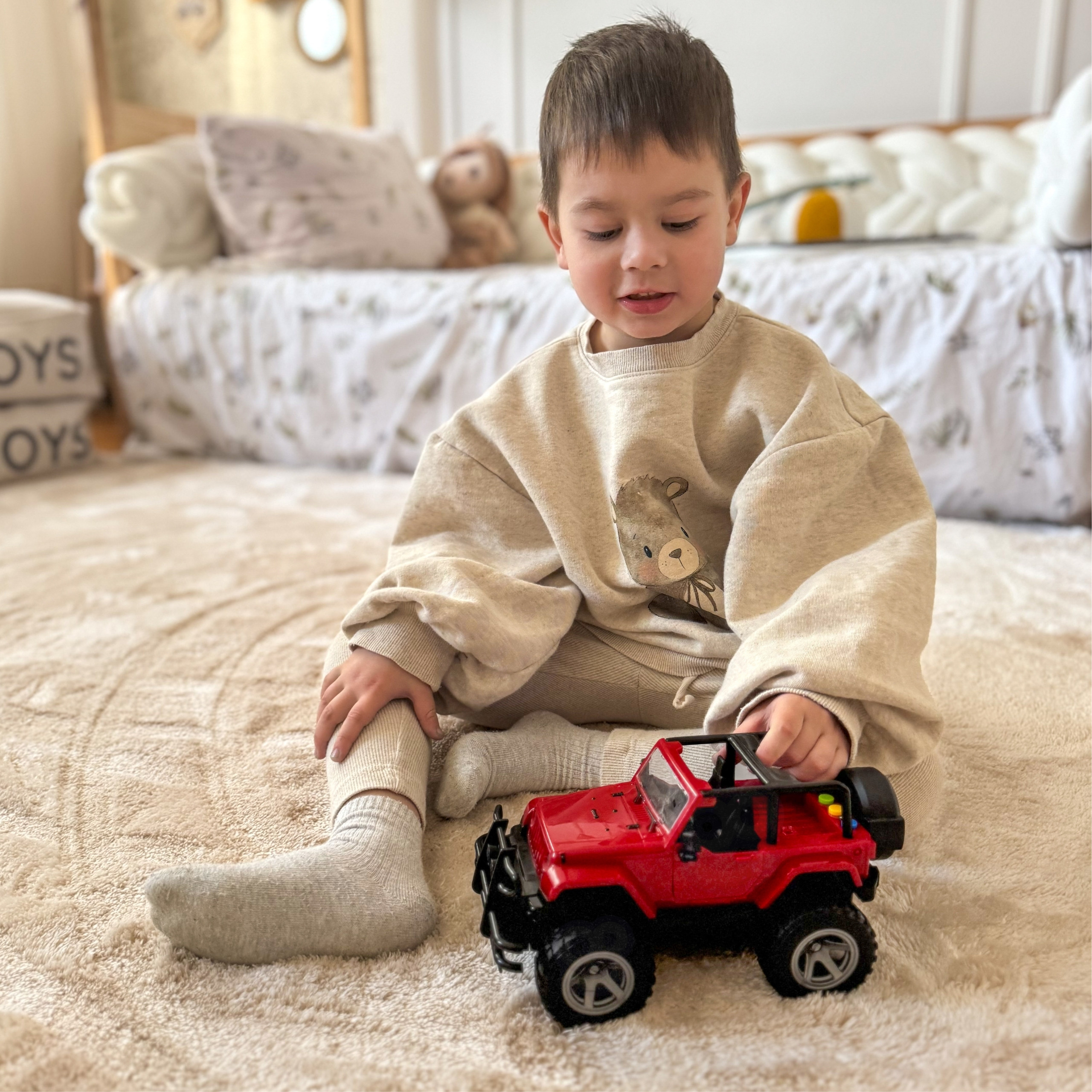 Woopie raudonas visureigis Jeep 1:16