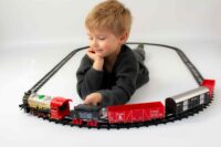 Woopie „Classical Train“ elektrinis traukinys su dūmais ir 29 aksesuarais