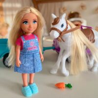 Woopie „Kiki“ lėlė su arkliu
