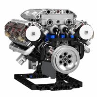 „V8 Engine 552“ – mechaninis V8 variklio konstruktorius su judančiomis dalimis
