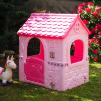 Pink Fantasy sodo namelis